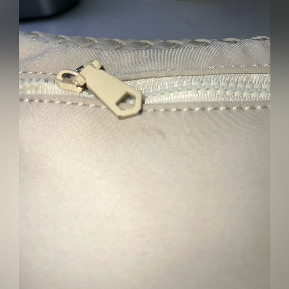 Sol and Selene Aim High Belt Bag | Woven Neoprene Belt Bag | Bone - Picture 4 of 11